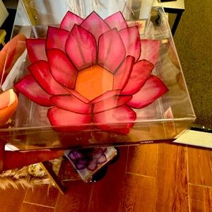 Brand new handmade shell lotus tea light holders.